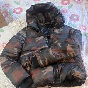 Women’s Camouflage Puffer Jacket